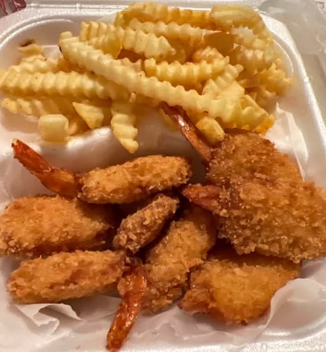 8 pc Fried Shrimp.